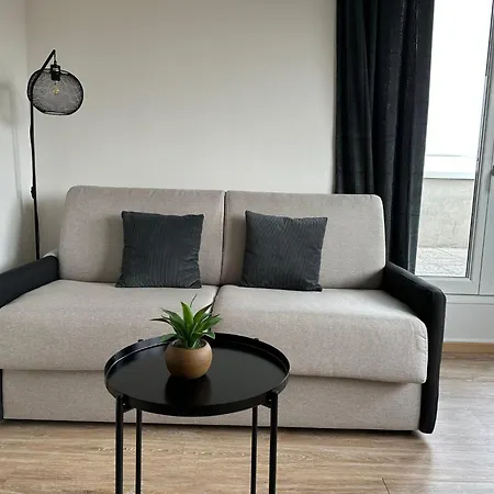 Avec Grande Terrasse Et Parking Lägenhet *