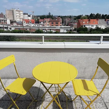 Avec Grande Terrasse Et Parking Lägenhet *